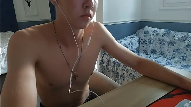 Marinett_peach Show Webcam