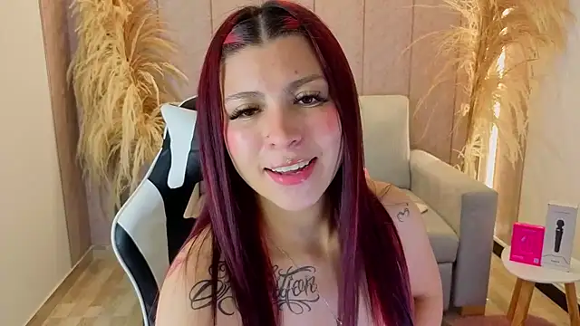 HilaryThomson2n Live XXX chat