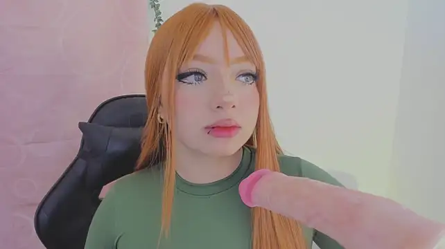 Chloe_Luvのウェブカメラショー