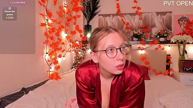Sweety_Love4u: вебкам-шоу