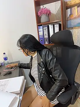 Nox_Vixen Show in webcam