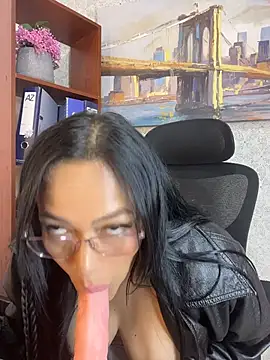 Nox_Vixen: διαδικτυακό σόου στην κάμερα