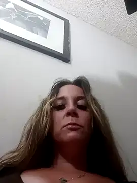 prettyalizae Show in webcam