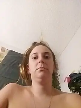 prettyalizae Show in webcam