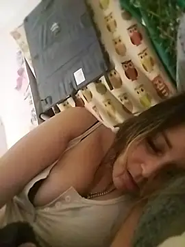 prettyalizae webkamerás műsora