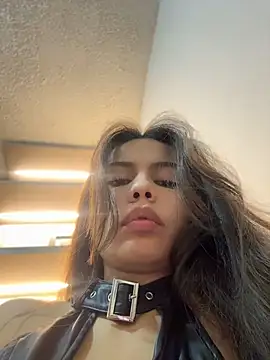AleeshaCameron2 webkamerás műsora