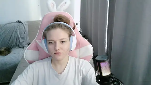 HelenMo0n – webcam-show