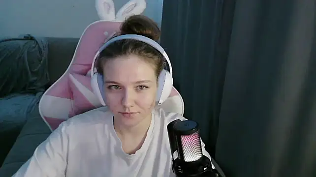 HelenMo0n Webcam show