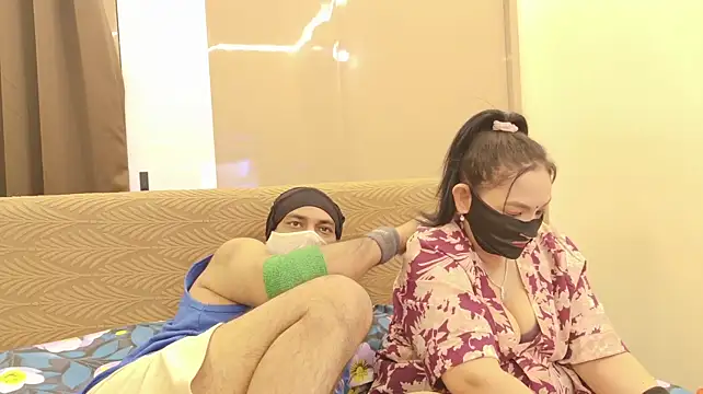 IshuKisshu's Webcam Show