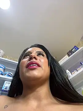 Mia_233_ – Live XXX-chat