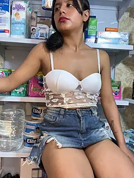 Mia_233_ live XXX chat