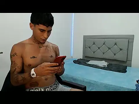 joshuaath Webcam show