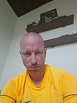 hornysven39 Show in webcam