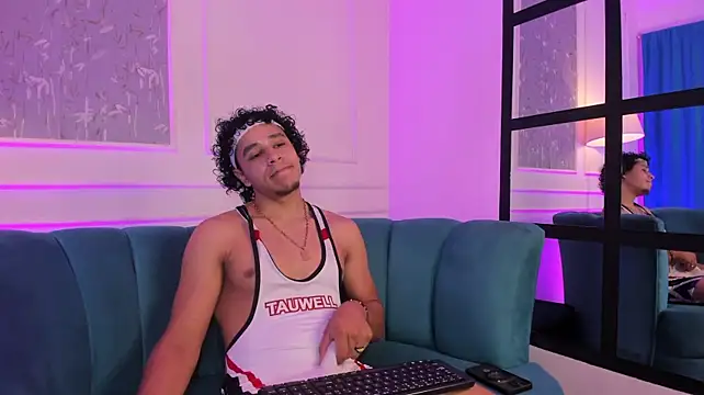 Show Webcam de Adrian_voltt