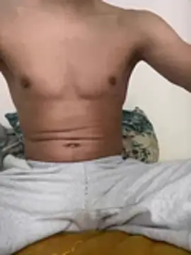 Aymen00 Show in webcam