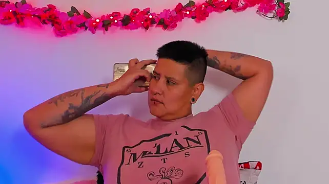 Show modela Honey-Angell na web-kameri