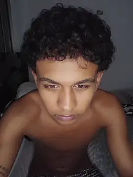 YourCaramelBoy Webcam show