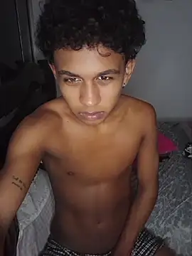 YourCaramelBoy Webcam Show