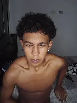 YourCaramelBoyn Webbikameraesitys