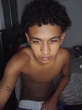 הופעת וובקאם של YourCaramelBoy