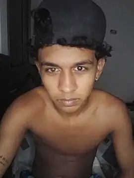 YourCaramelBoyn Webbikameraesitys