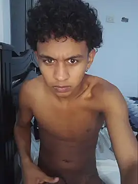 YourCaramelBoy Webcam show
