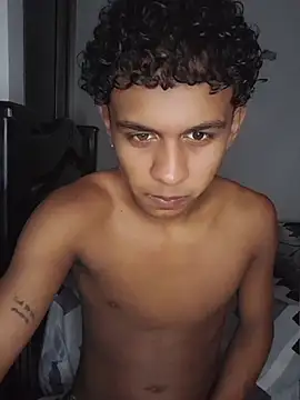 YourCaramelBoy Webcam Show
