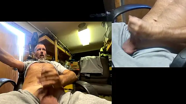 Webkamerová show CanadianChris1007