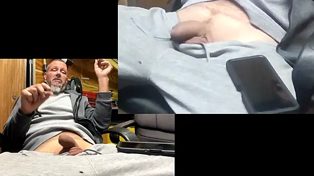 CanadianChris1007's Webcam Show