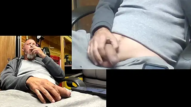 CanadianChris1007 Webcam-Show