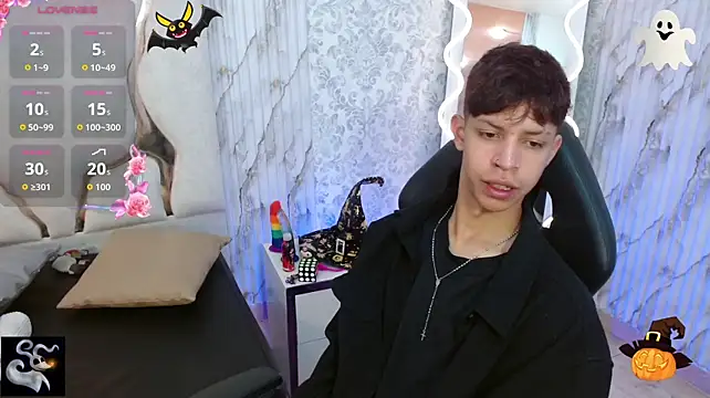 OLIIVER_TAY Webcam Show