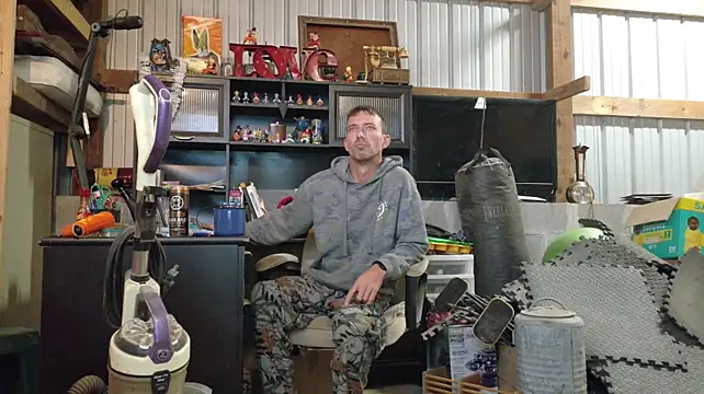 TheInexperiencedCatfish Webcamshow