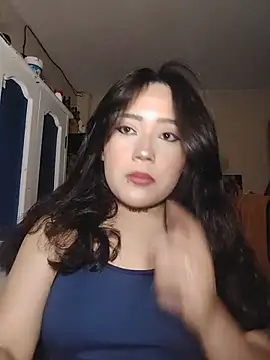 צ'אט XXX בשידור חי של LilyRouse_