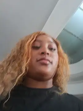 ZuryRochet's Webcam Show