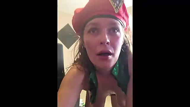 BigDaddyFreakyFrog's Webcam Show