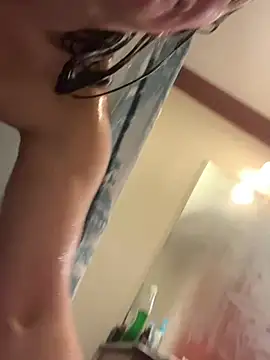 SweetCheeksSam69's Webcam Show