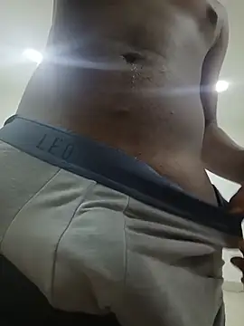 הופעת וובקאם של ngrobbc23