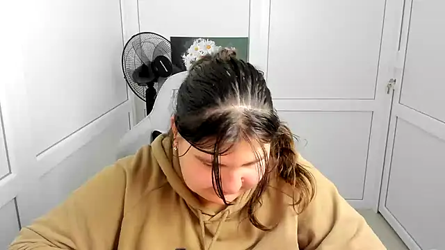 Živý XXX chat PhoenixFly