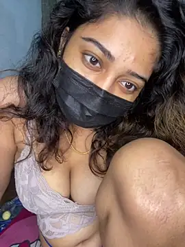 Dilshi's Live XXX Chat
