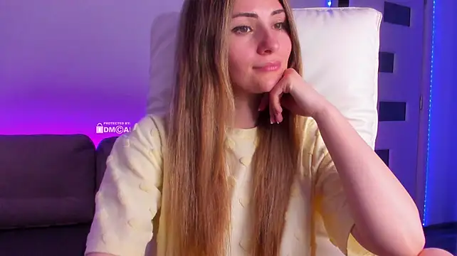 meeeeeeeeeeow Show in webcam