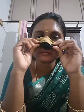 Tamilnoble's Webcam Show