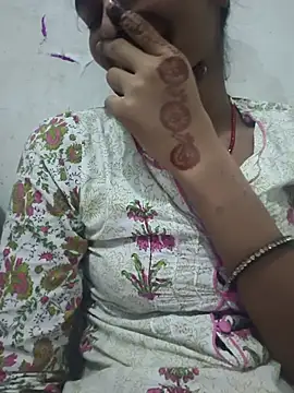 Sweet_Sharma09's Live XXX Chat