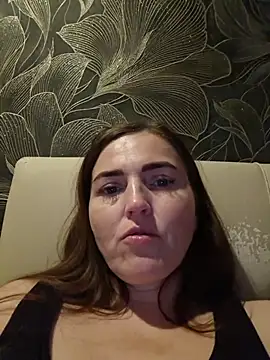 MilaMature Live XXX Chat