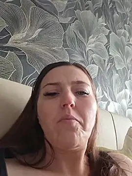 MilaMaturen Live XXX chat