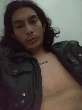 Show modela EmmanuelSEX666 na web-kameri