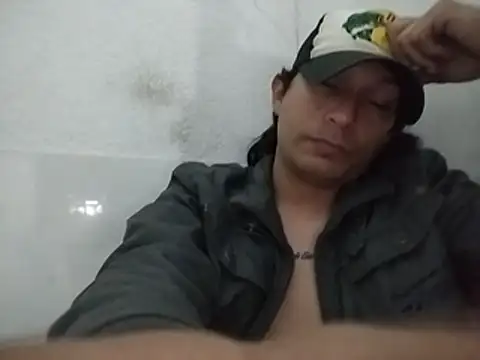 EmmanuelSEX666's Webcam Show