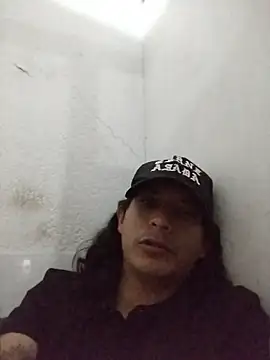 EmmanuelSEX666 Adlı Modelin Web Kamerası Şovu