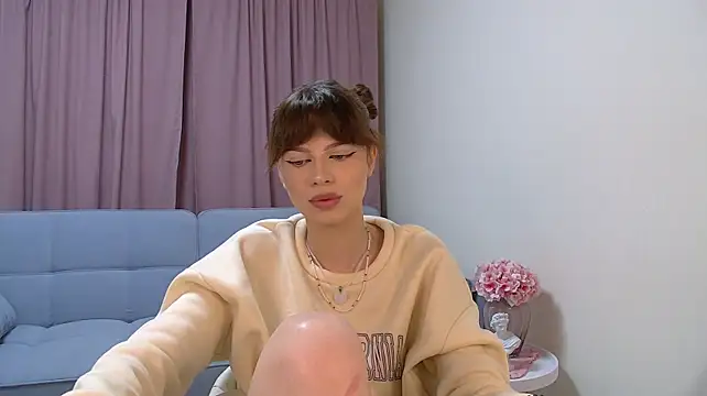 SelenaVeyne – webcam-show