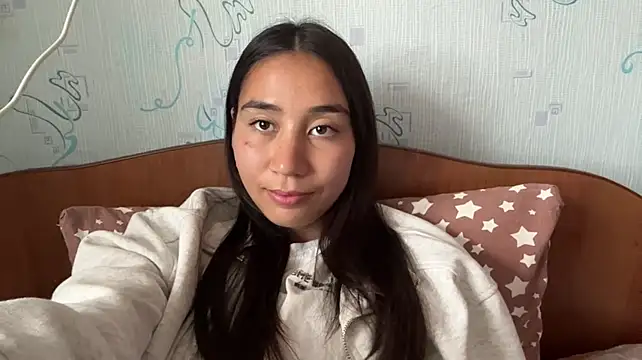 Show modela CatherynCordle na web-kameri