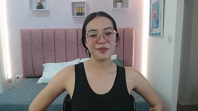 Pertunjukan Kamera Web megan_0071